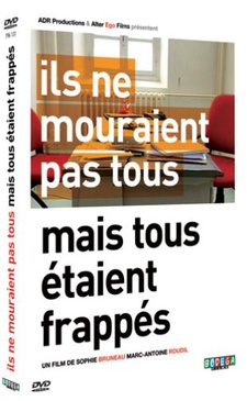 Pochette du DVD Ils ne mouraient pas tous mais tous étaient frappés 