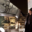 nicolas cage devant son oiseau