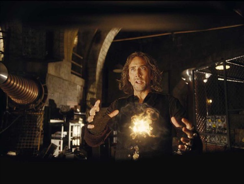 nicolas cage et une boule de feu