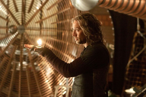 nicolas cage flamme en main