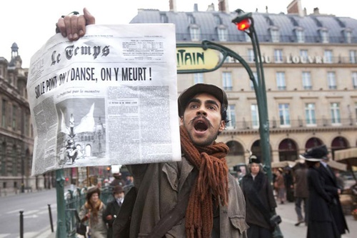 Vendeur de journaux à Paris
