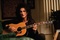 sean-penn-jouant-de-la-guitare-jpg