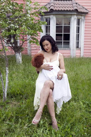 jennifer-tilly-jpg
