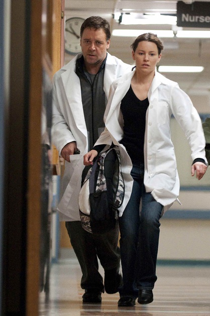 russell crowe elizabeth banks