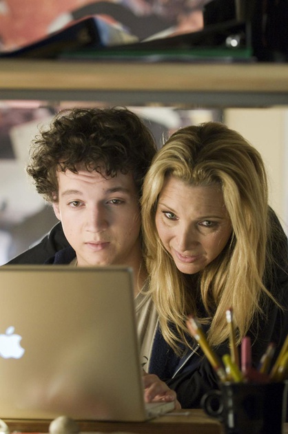 lisa kudrow and gaelan connell