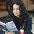 vanessa hudgens lit un roman