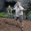 kevin-james-protegeant-un-enfant-jpg