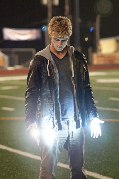 numero quatre   alex pettyfer