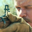 Matt Damon tire au pistolet