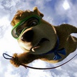 Yogi saute en parachute