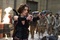 milla jovovich entour  e de zombies