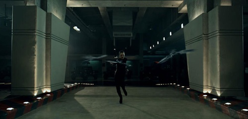 milla jovovich envoie ses armes