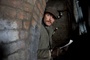 jude-law-fait-le-guet-sherlock-holmes-2-jpg