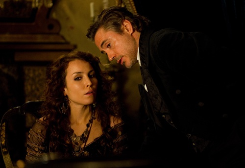 noomi-rapace-et-robert-downey-jr-jpg