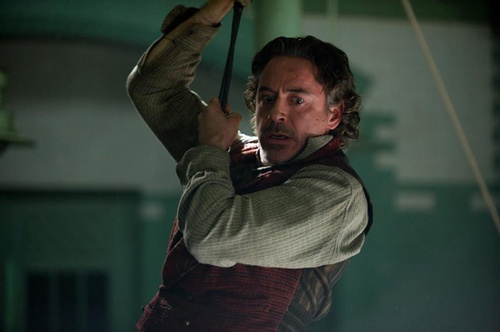 robert-downey-jr-suspendu-jpg