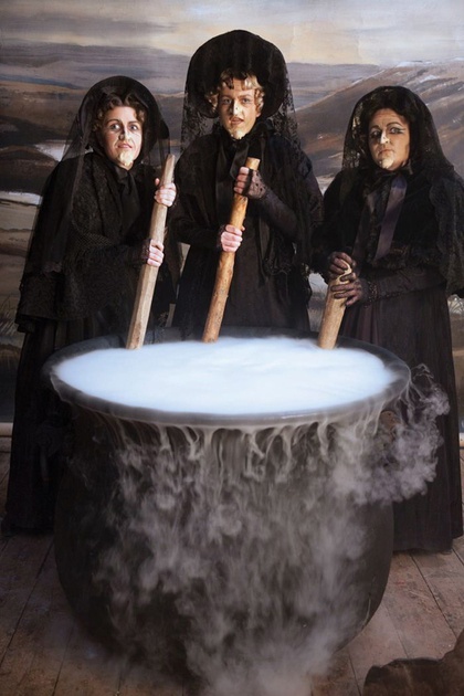 trois-sorcieres-jpg
