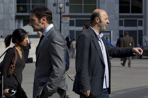 gilles lellouche a gauche