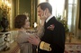 Helena Bonham Carter caresse le visage de Colin Firth