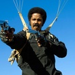 michael jai white en parachute