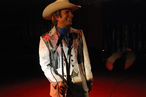 gael garcia bernal en cowboy