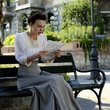 keira-knightley-lisant-les-notes-jpg