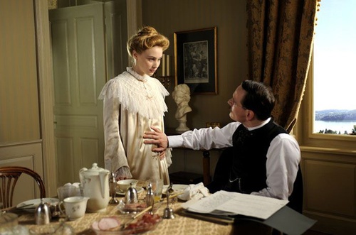 sarah-gadon-michael-fassbender-jpg