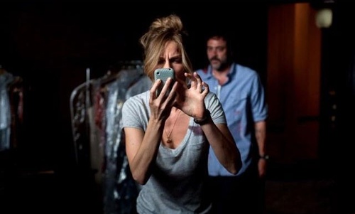The Resident la femme t  l  phone