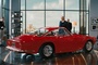 une-voiture-rouge-exposee-pour-le-casse-de-central-park-jpg