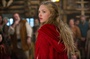 amanda-seyfried-portant-sa-cape-jpg