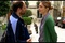 Denis Podalydès et Julie Gayet discuttent