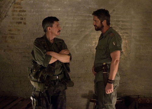 gerard-butler-a-droite-jpg