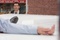 chris-messina-devant-un-cadavre-jpg