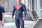 henry-cavill-de-loin-png