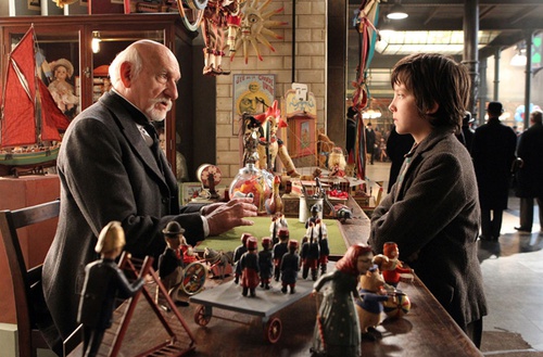 ben-kingsley-et-asa-butterfield-hugo-cabret-jpg