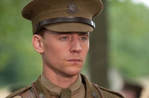 tom-hiddleston-cheval-de-guerre-jpg