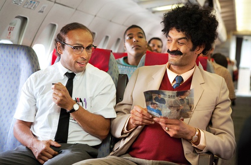 Eric Judor et Ramzy Bedia dans l'avion