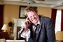 brendan fraser au t  l  phone