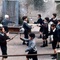 des enfants pendant une r  cr  e - Rouge comme le ciel 