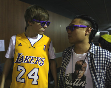justin bieber avec des lunettes