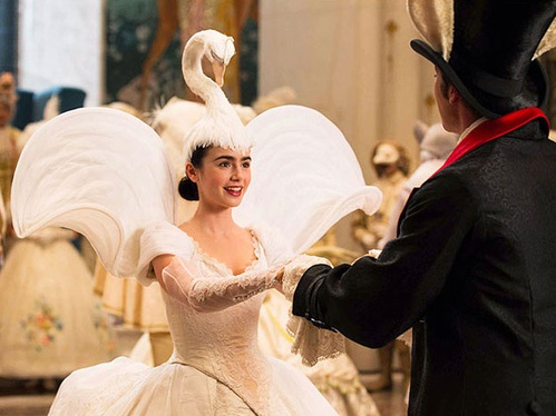 lily-collins-armie-hammer-png