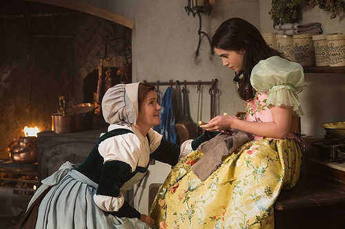 mare-winningham-lily-collins-jpg