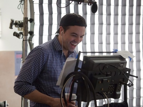 seth-macfarlane-en-plein-doublage-jpg