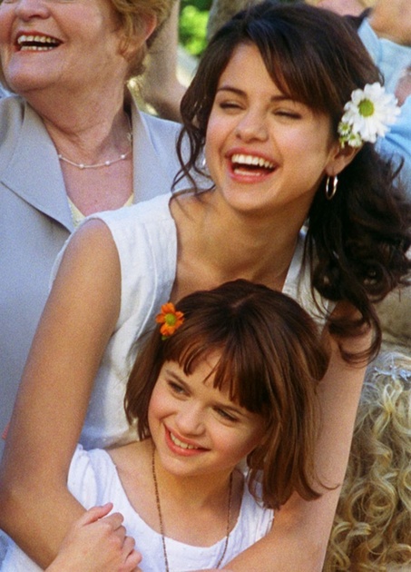 selena gomez et joey king 2