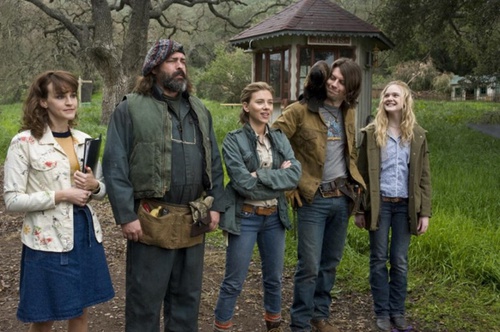 elle-fanning-patrick-fugit-scarlett-johansson-angus-macfadyen-jpg