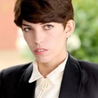 portrait de lou doillon