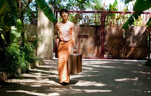 the-lady-avec-michelle-yeoh-jpg