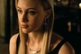 sarah-gadon-sur-le-plateau-de-cosmopolis-jpg