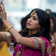 Leïla Bekhti, danseuse indienne