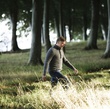 mikael persbrandt dans les bois