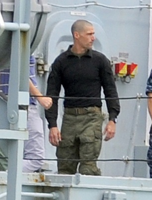 matthew-fox-on-the-set-png